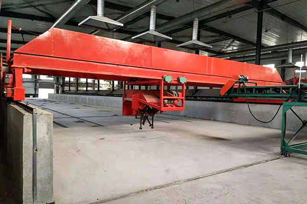 小型有机肥行走式翻堆机 - 小型养殖场条垛式发酵设备 展示图 3